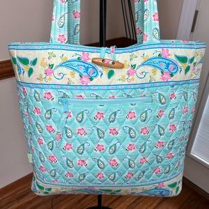 MaggiB Quilted Shoulder bag / Tote with attached coin purse